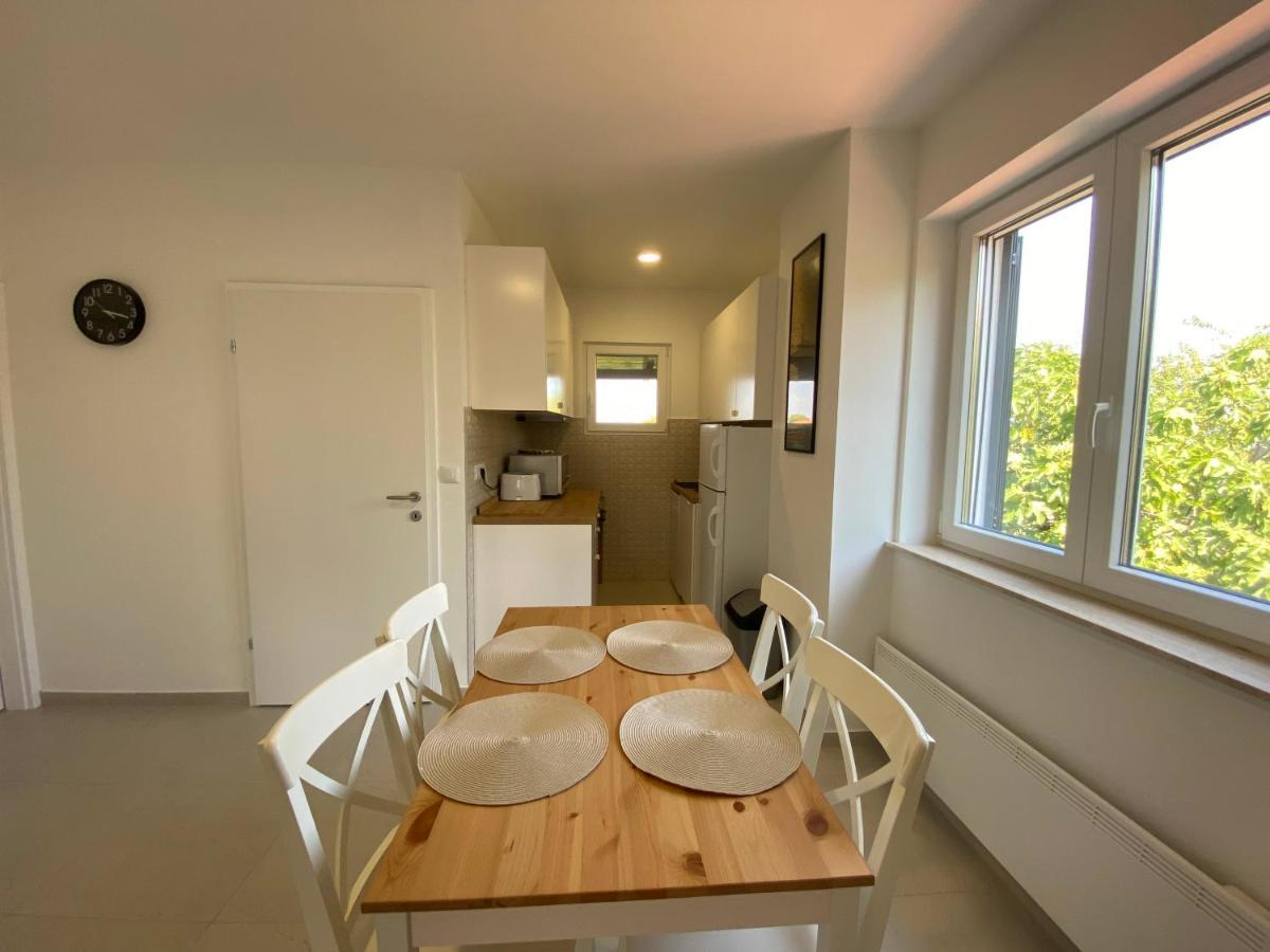 Maris Appartement Premantura Buitenkant foto